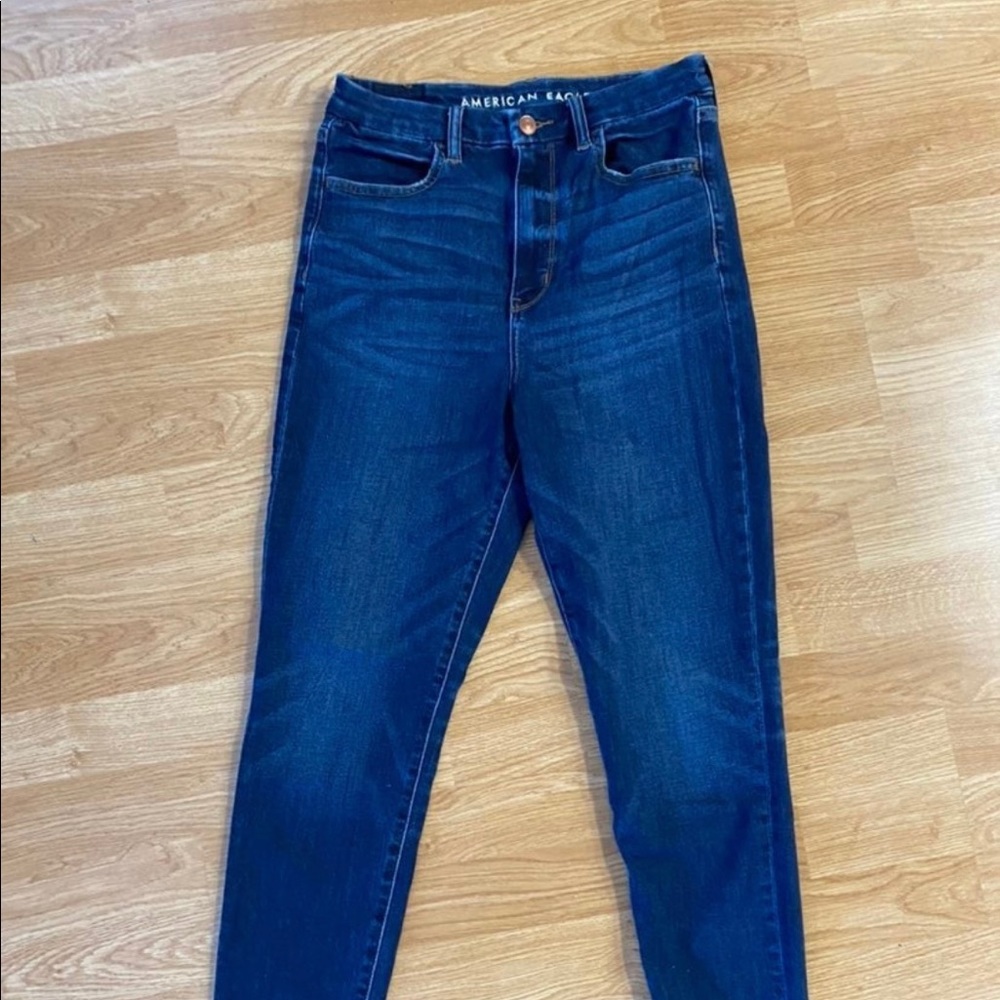 Super high rise size 6 in brand new condition, wore one time